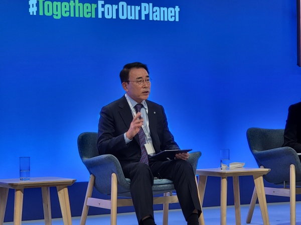 조용병 신한금융 회장, 아시아 민간 금융사 최초 COP26 참석 및 탄소중립금융 발표