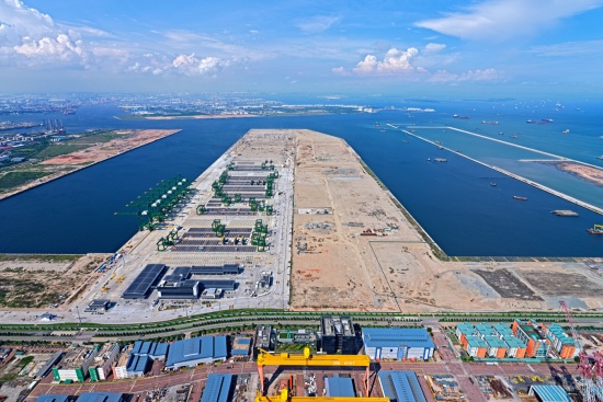 DL이앤씨, 세계 최대 싱가포르 투아스 터미널 1단계 항만 매립 공사 완료