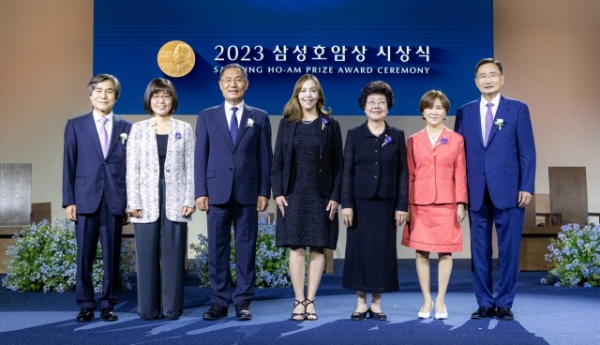 이재용 회장, 취임 후 첫 '삼성 호암상' 시상식 참석